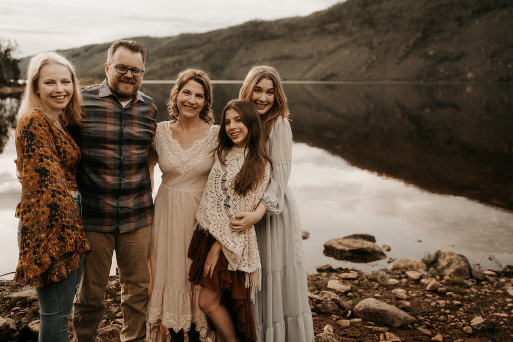 an intimate and adventurous photoshoot for a family in Colorado at Lake granby